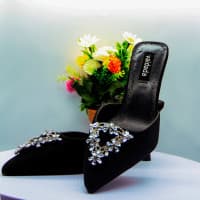 Female slippers heel