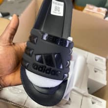 Adidas Unisex Quality Designer Slides Available in Different Sizes - Black
