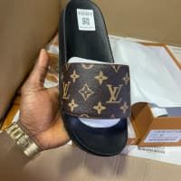 Louis Vuitton Sleek MEN Rubber Slides Available in Different Sizes - Brown