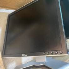 Dell 19" Inches Flat Screen Desktop Monitor
