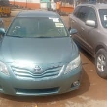 Light Green Toyota Camry ( Muscle )